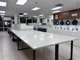 365 Spacious Folding Tables 002