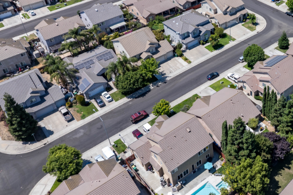 California Suburb 010 600X400
