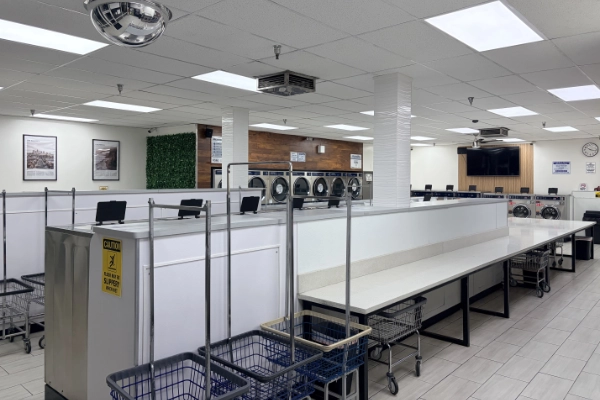 365 Interior 007 600X400